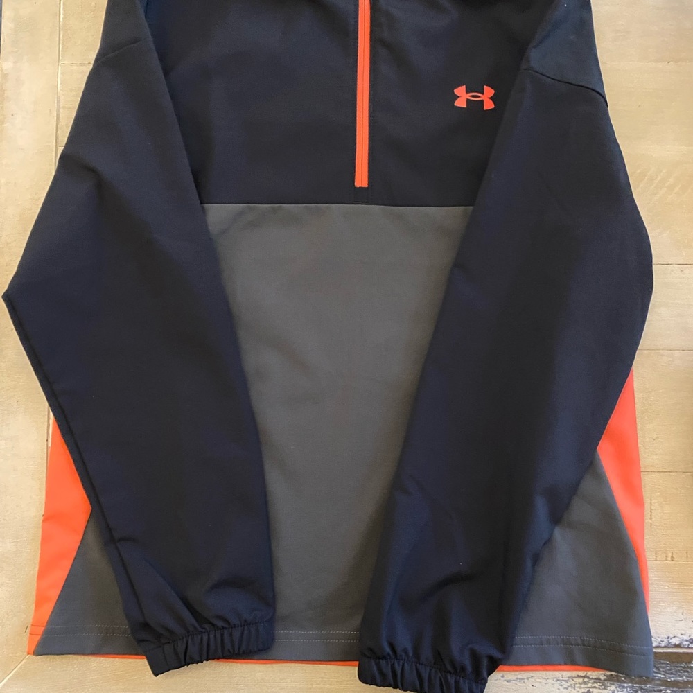 Black boys under armour golf jacket
